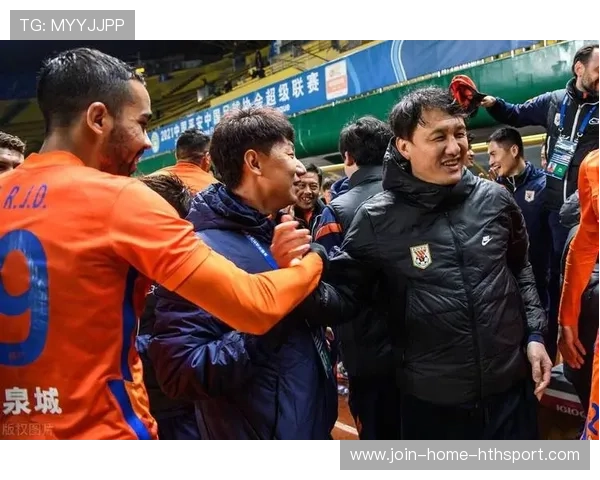 鲁能五大外援告别夜将成情怀时刻,球迷送别泪目 鲁能五大外援告别夜将成情怀时刻,球迷送别泪目